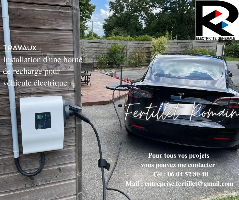 Installation borne de recharge Fougères